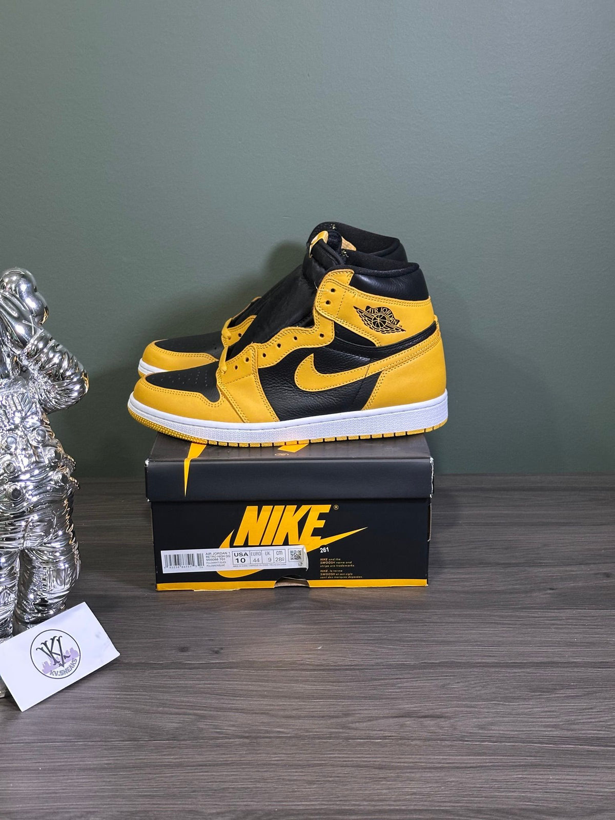 Jordan 1 Retro High Pollen