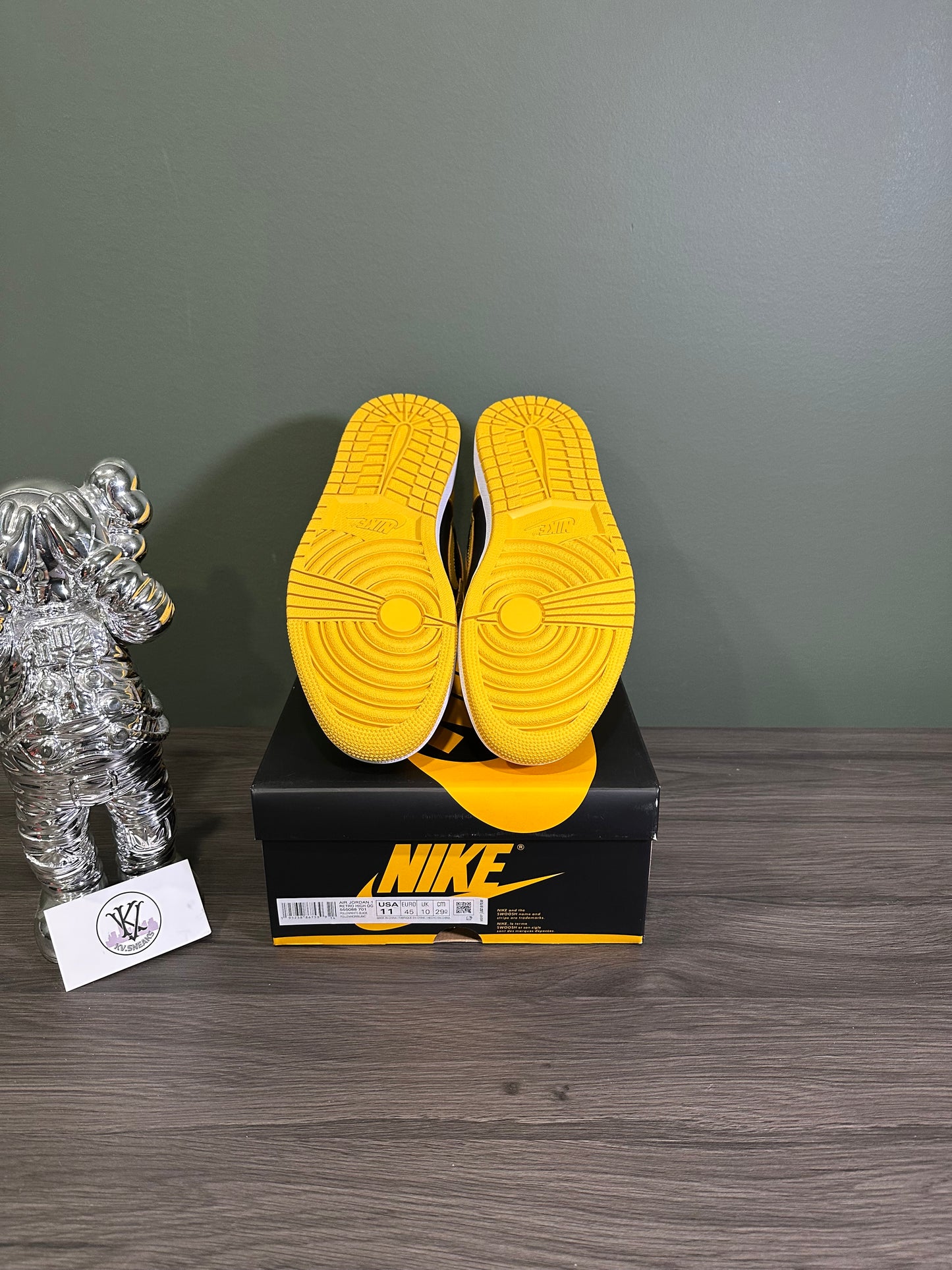 Jordan 1 High Pollen