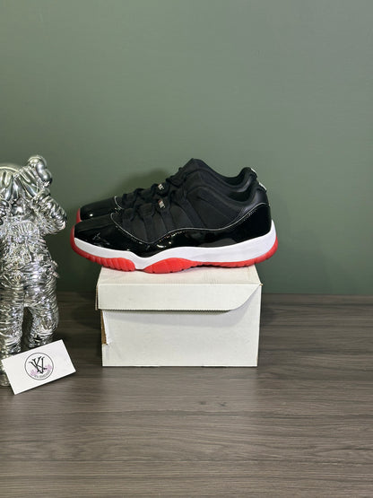 Jordan 11 Low Bred