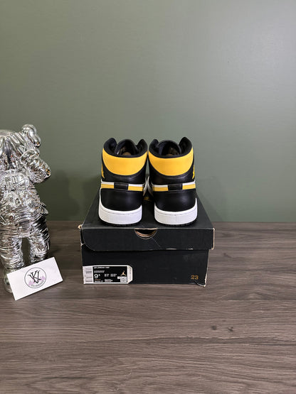 Jordan 1 Mid White Pollen Black