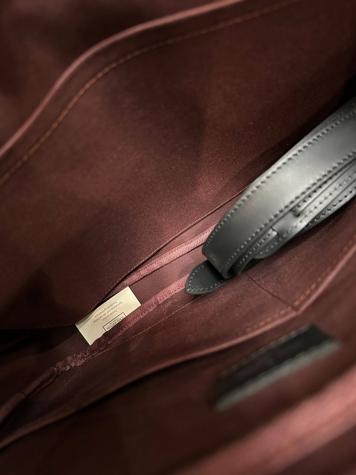 LOUIS VUITTON MONOGRAM DOCUMENTS VOYAGE BRIEFCASE