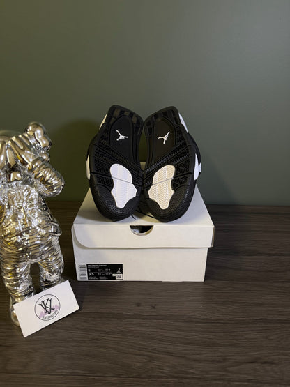 Jordan 4 Retro White Thunder