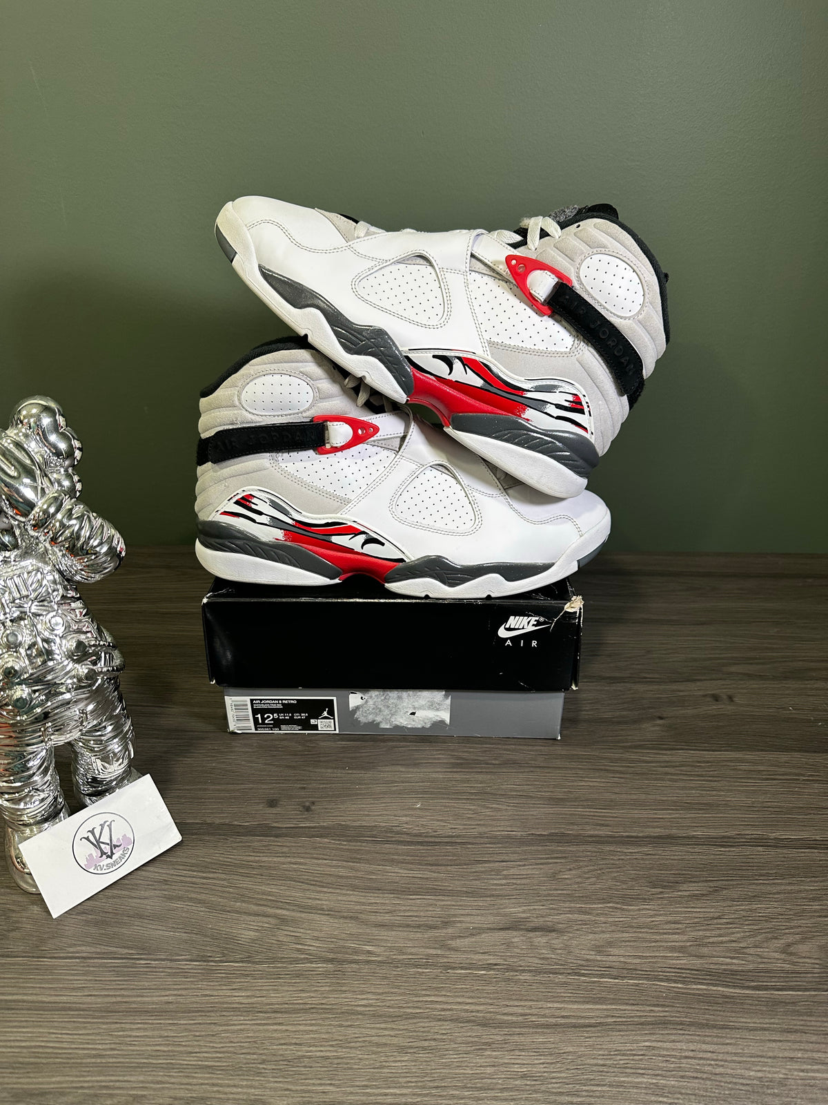 Jordan 8 Retro White True Red (2025)