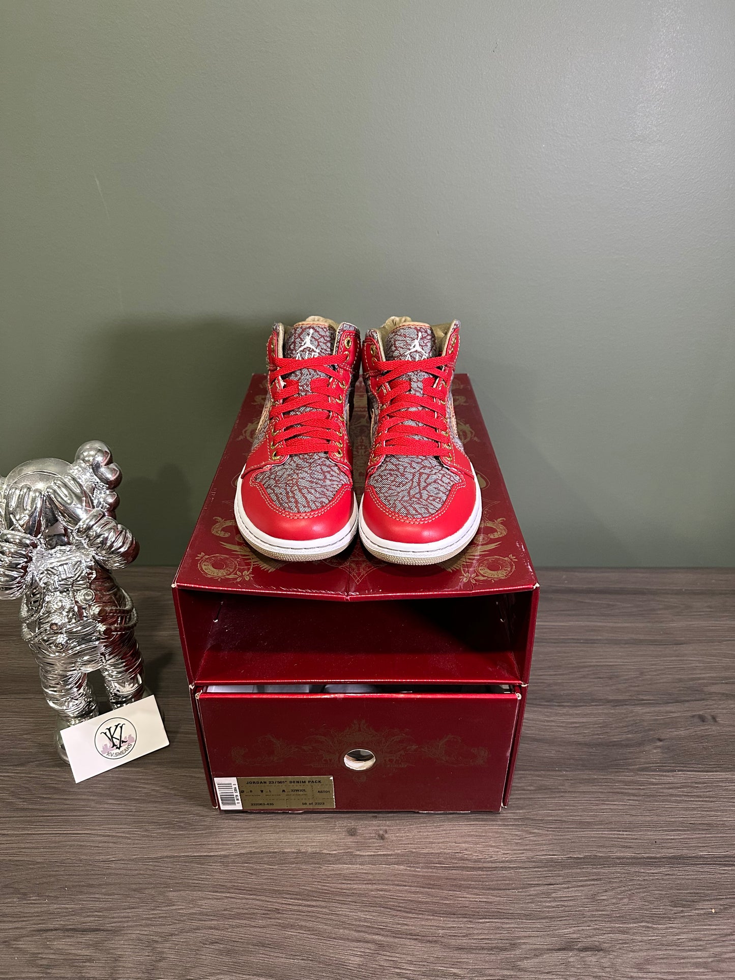 Jordan 1 High Levi’s (23/501 Denim Pack)