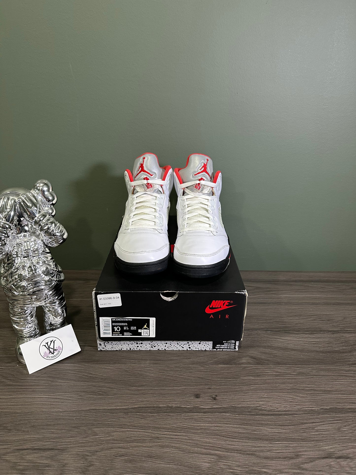 Jordan 5 Fire Red Silver Tongue