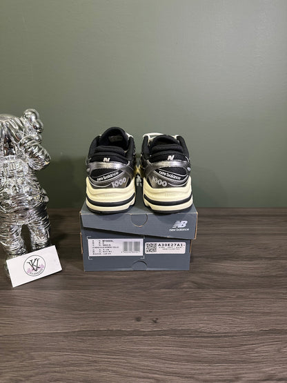 New Balance 1000 Metallic Silver