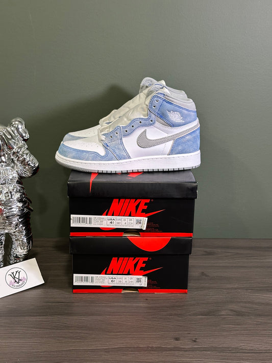 Jordan 1 High Hyper Royal (GS)