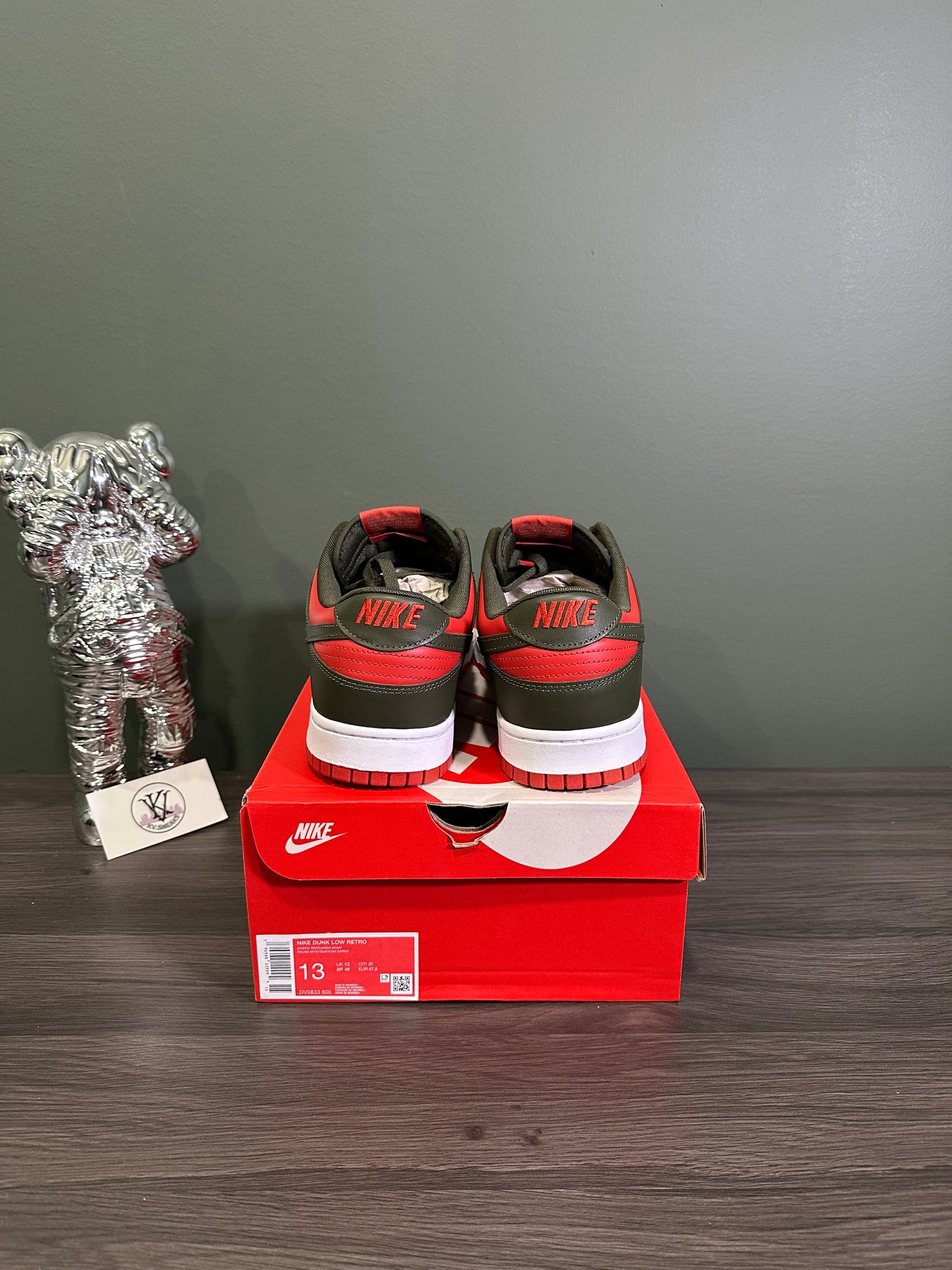 Dunk Low Mystic Red Cargo Khaki