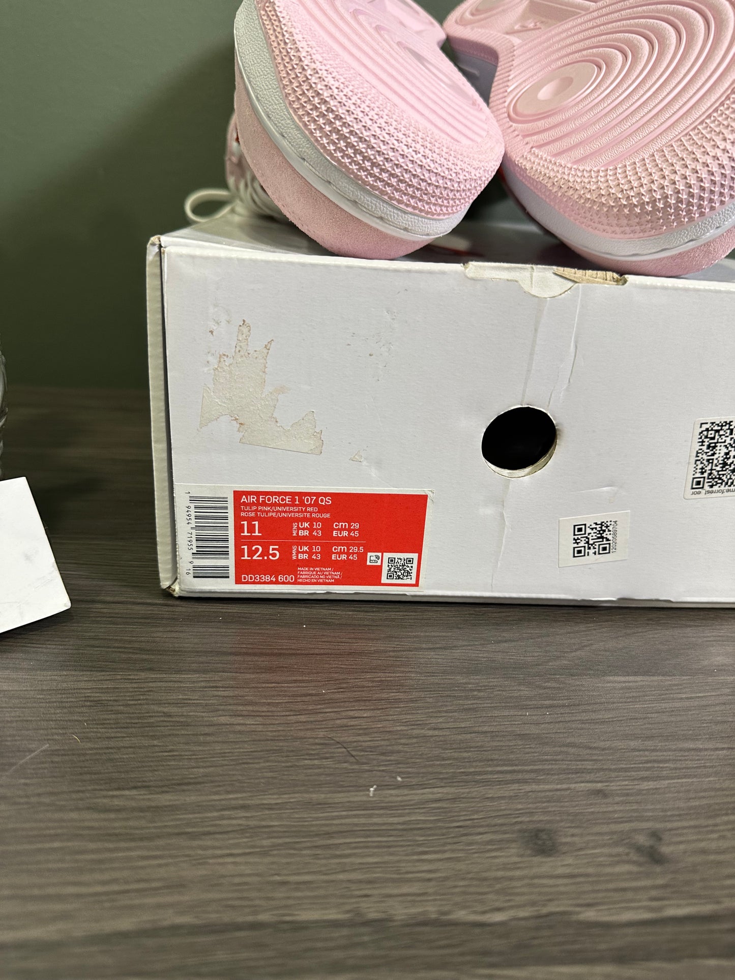 Air Force 1 Valentine’s Day Love Letter
