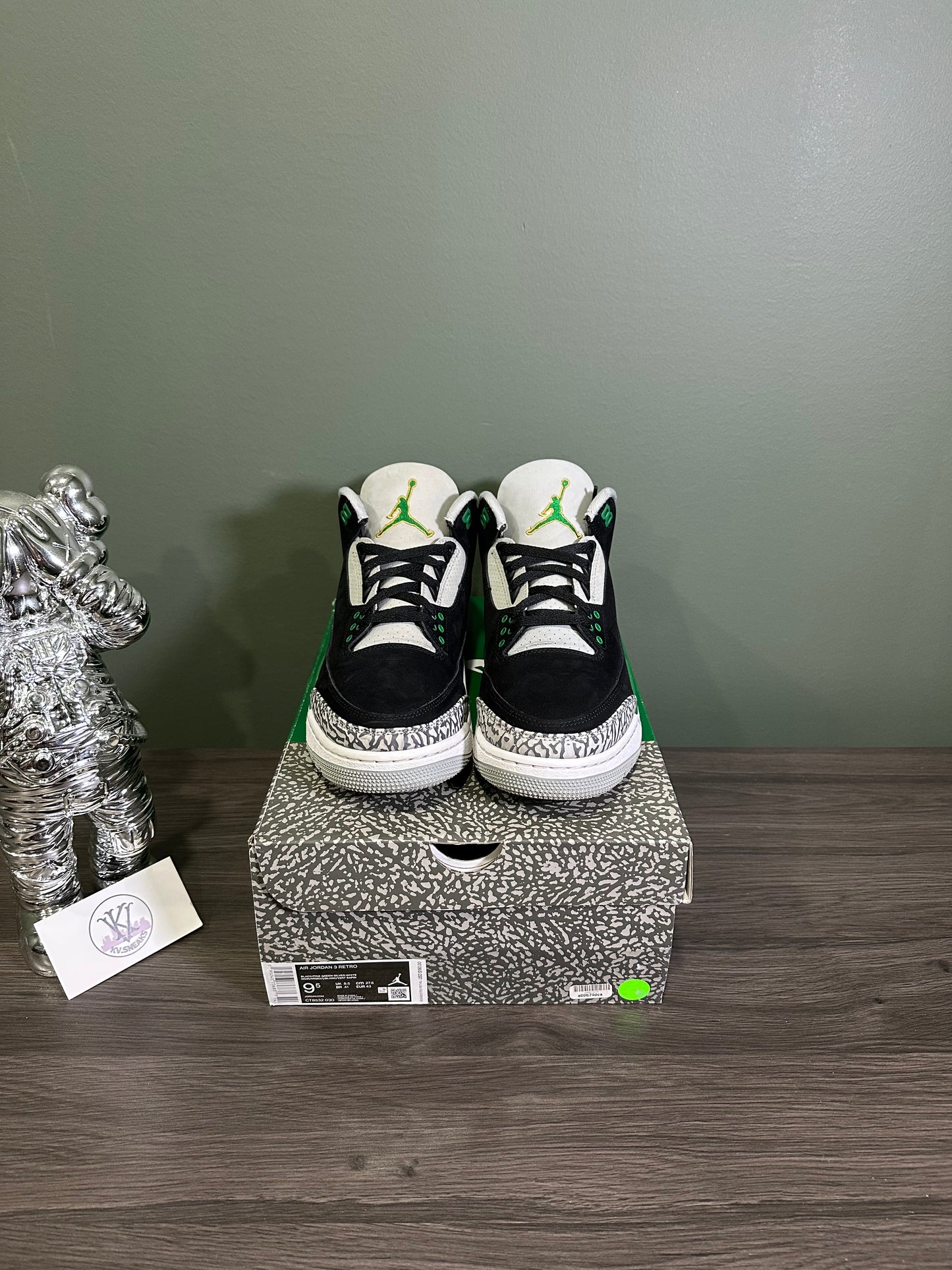 Jordan 3 Pine Green