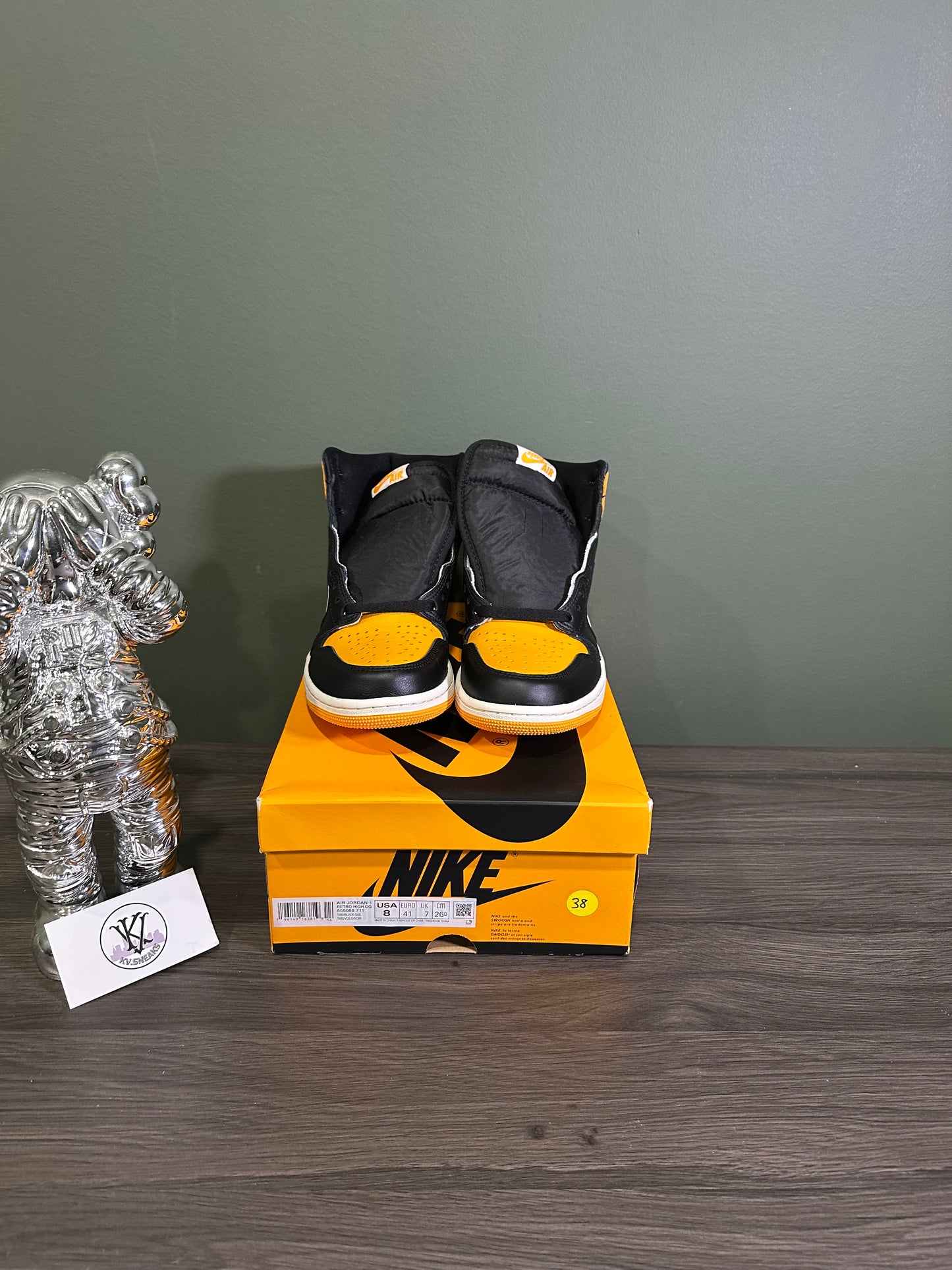 Jordan 1 High Taxi