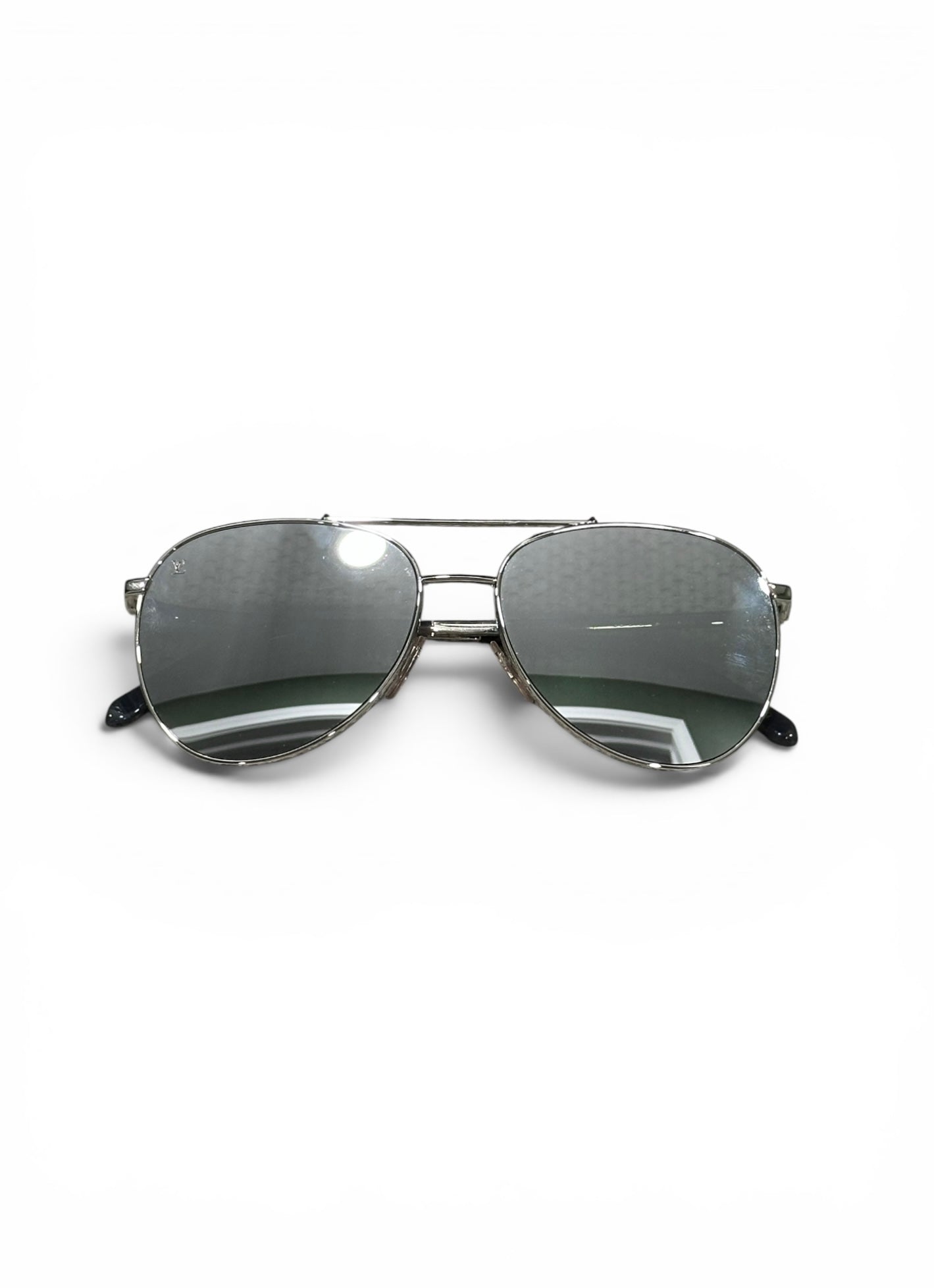 LOUIS VUITTON PILOT SUNGLASSES