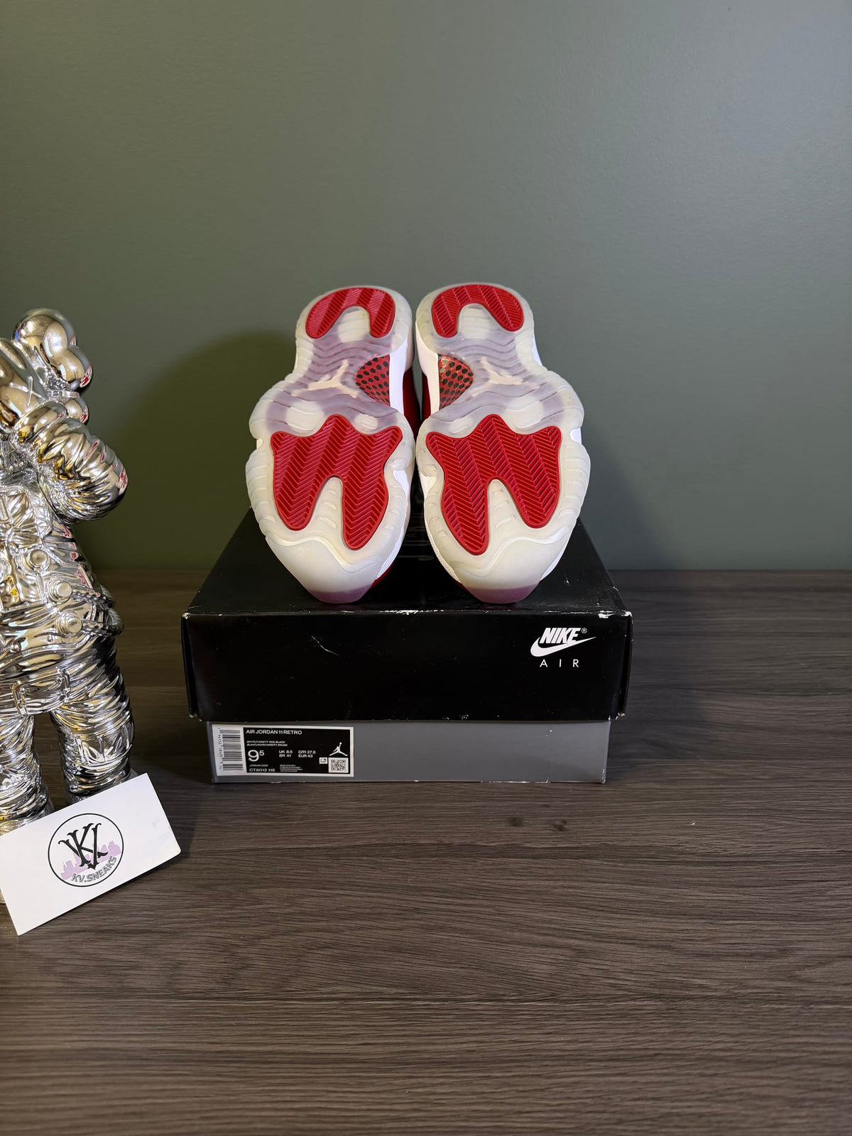 Jordan 11 Retro Cherry (2022)