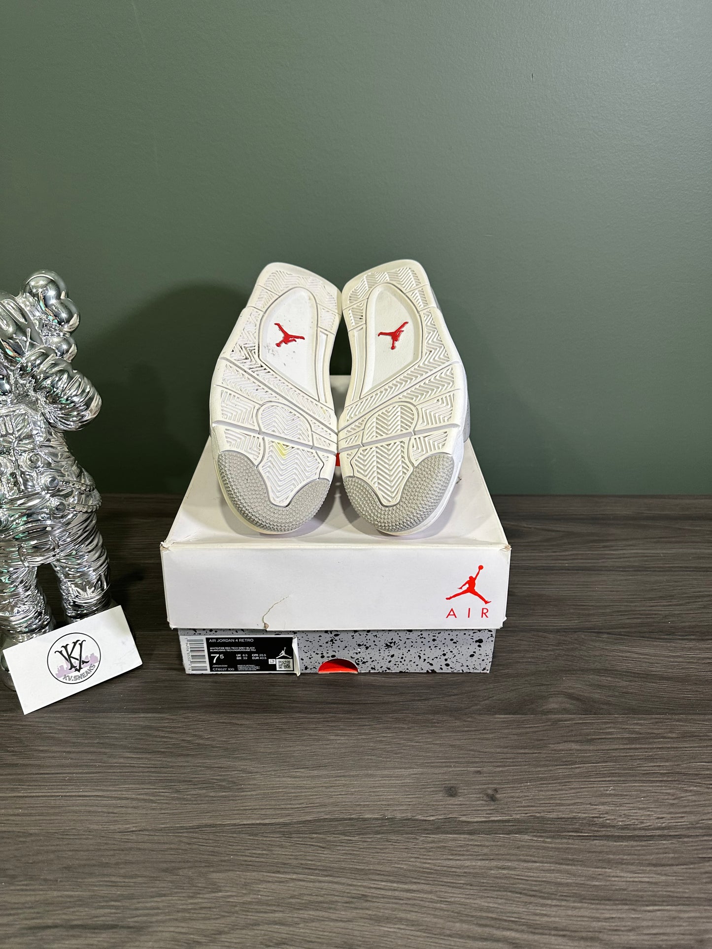 Jordan 4 White Oreo
