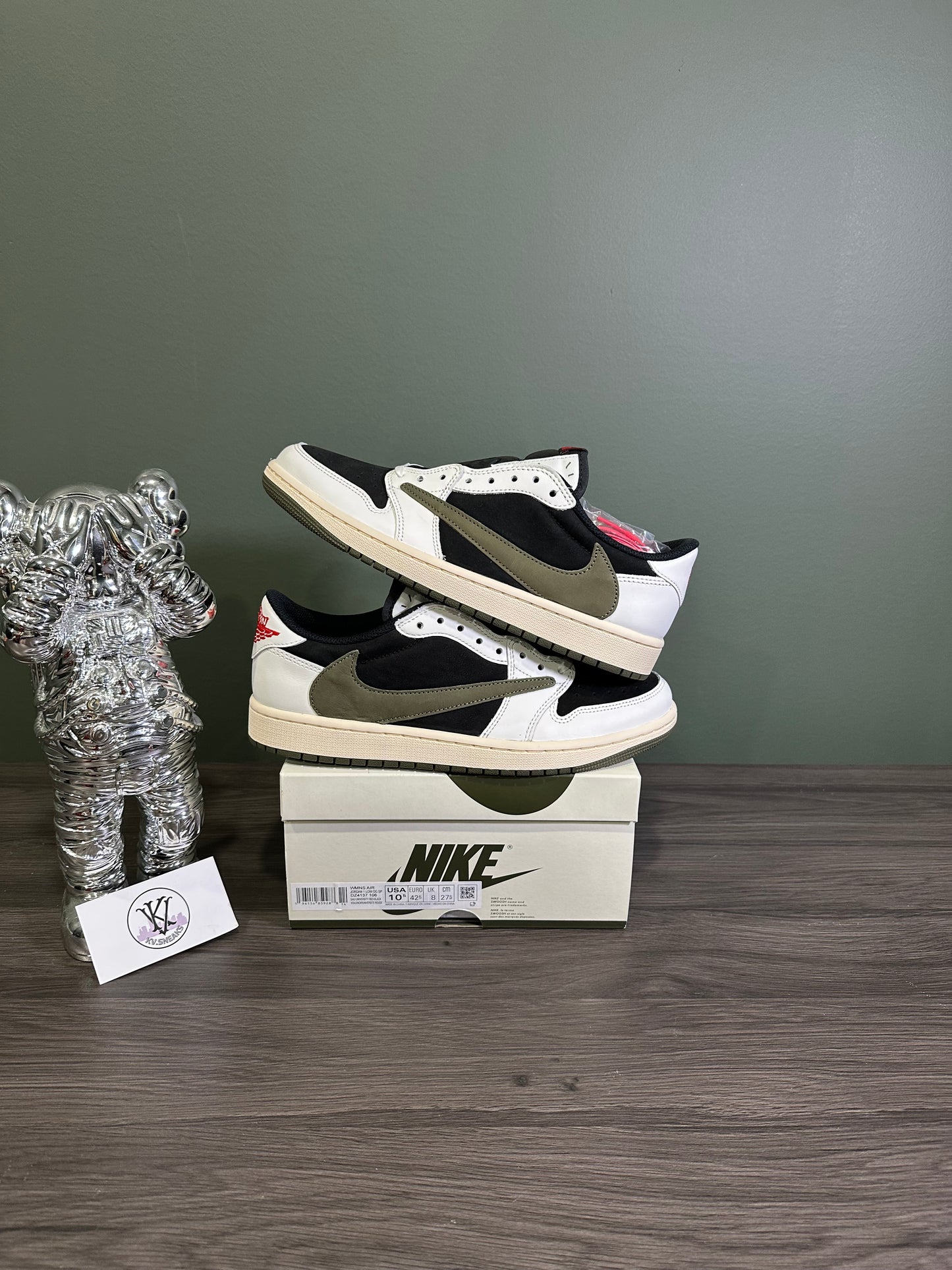 Jordan 1 Low Travis Scott Olive