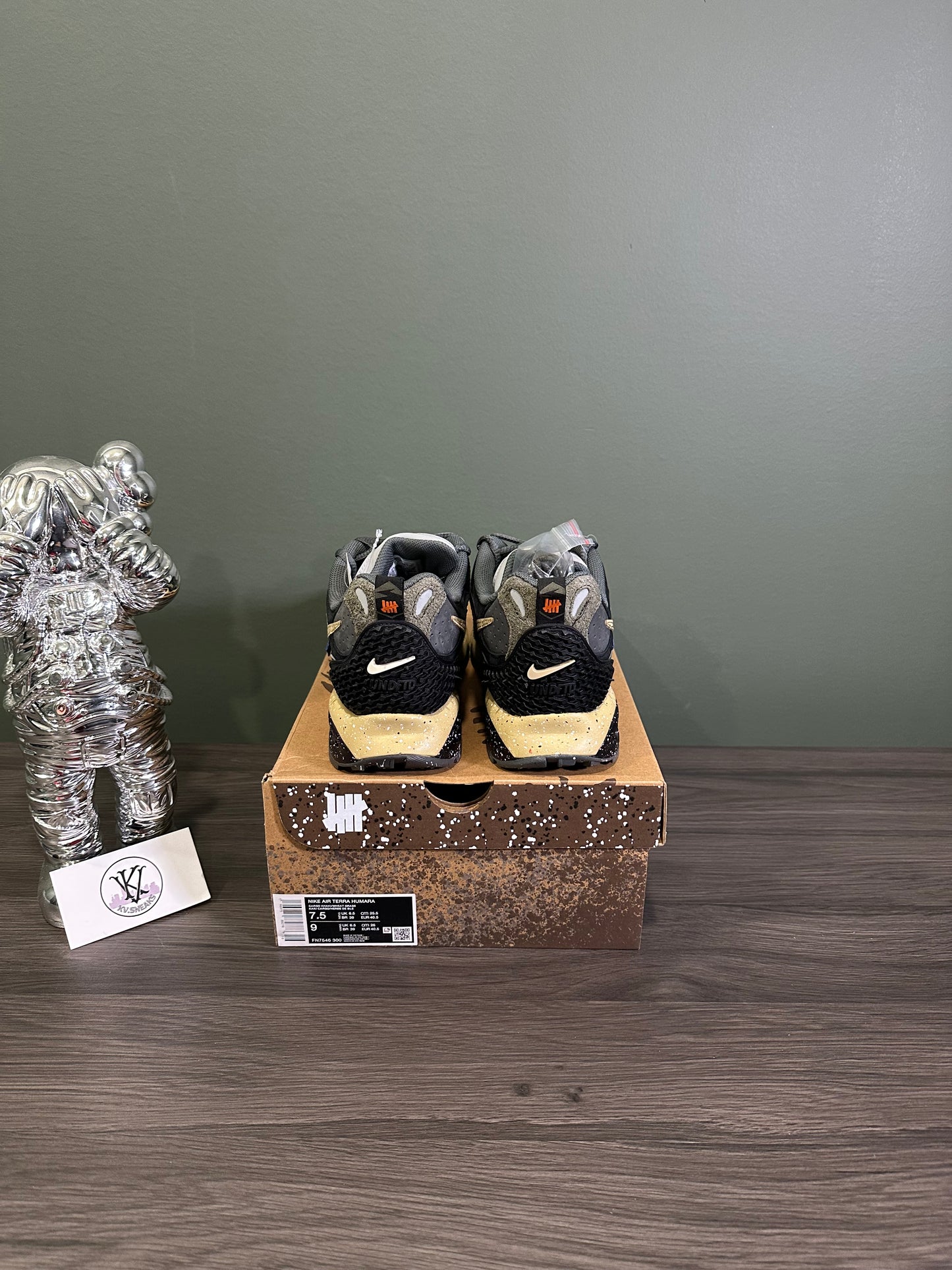 Nike Air Terra Humara Undefeated Cargo Khaki