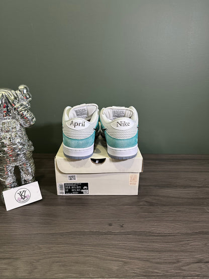 Dunk Low SB April Skateboards