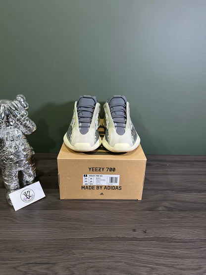 Yeezy 700 V3 Fade Salt