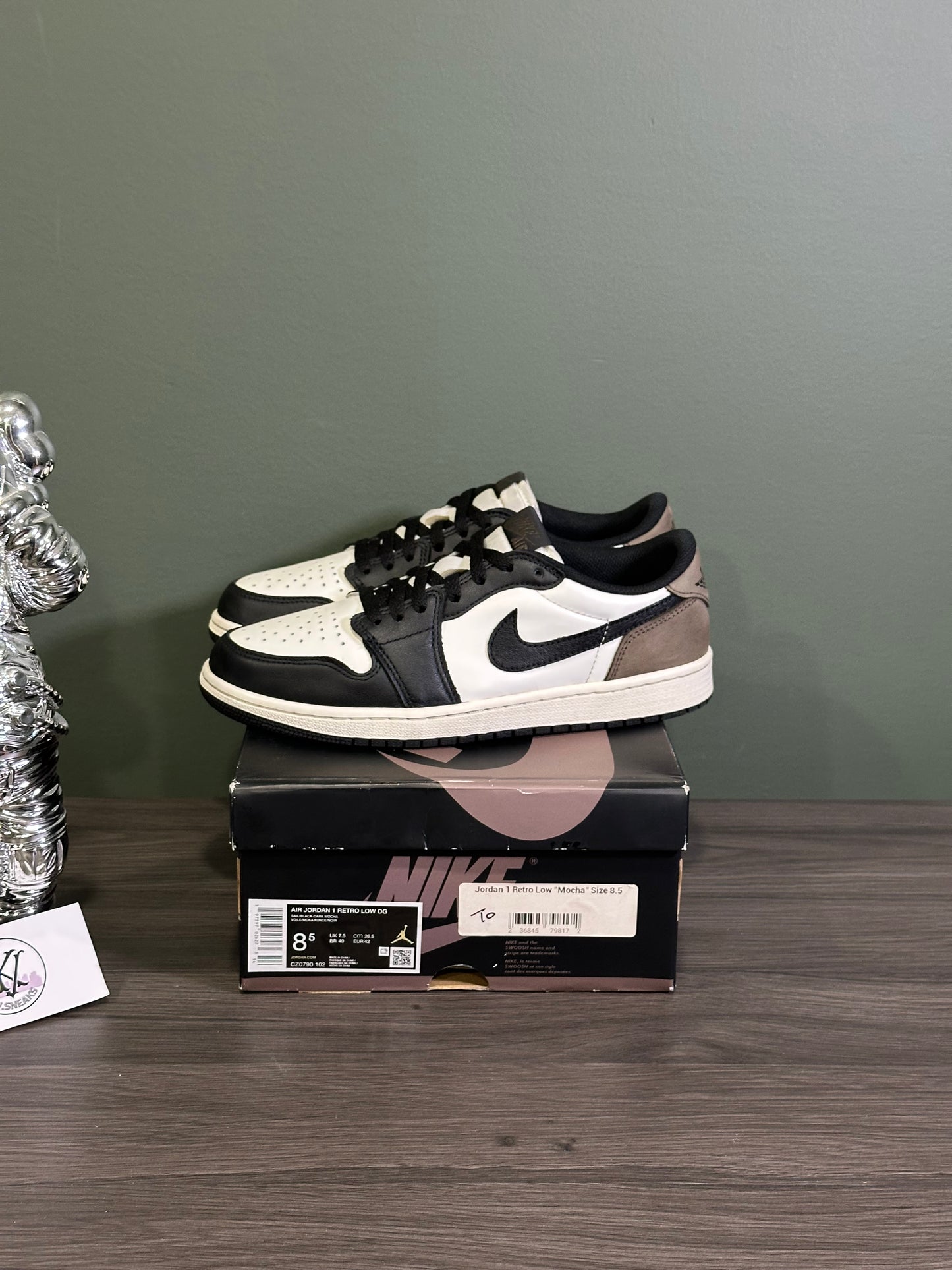 Jordan 1 Low Mocha