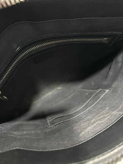 GUCCI LARGE GG SUPREME BLACK MESSENGER BAG