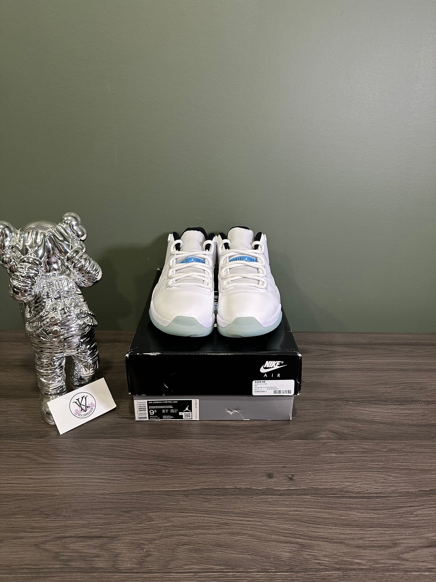 Jordan 11 Low Legend Blue