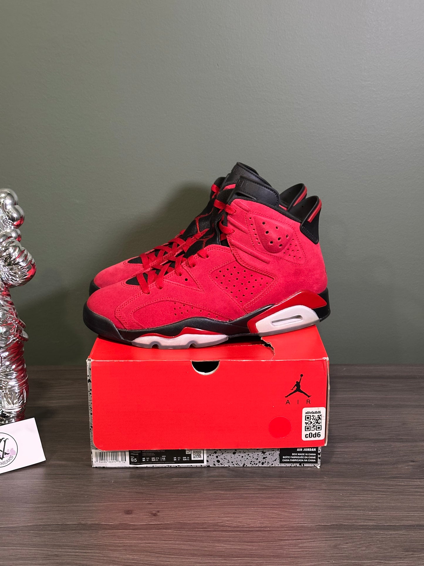 Jordan 6 Toro Bravo