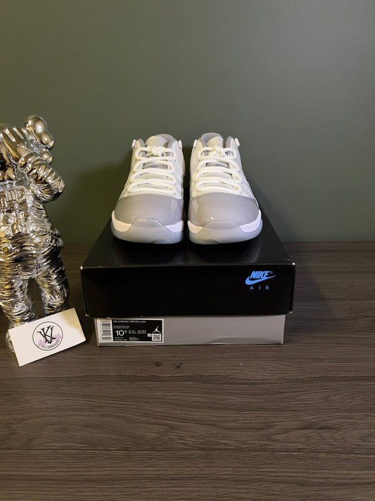 Jordan 11 Retro Low Cement Grey
