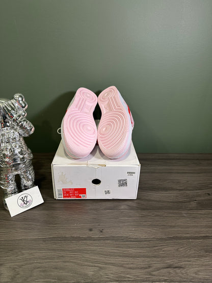 Air Force 1 Valentine’s Day Love Letter