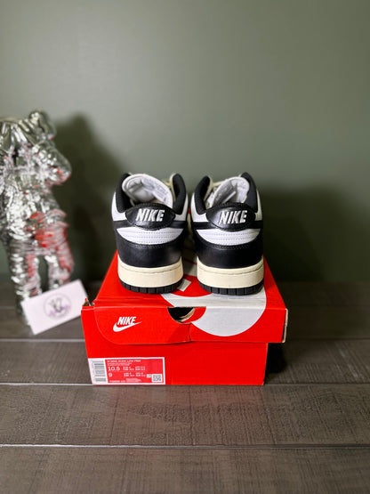 Dunk Low Vintage Panda
