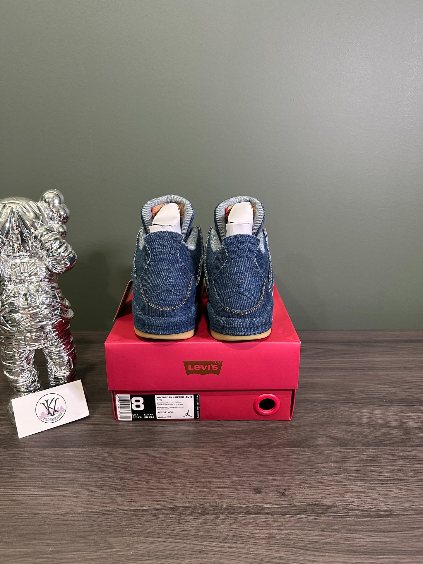 Jordan 4 Levi’s Denim (Levi’s Logo)