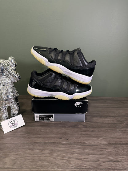 Jordan 11 Low 72-10