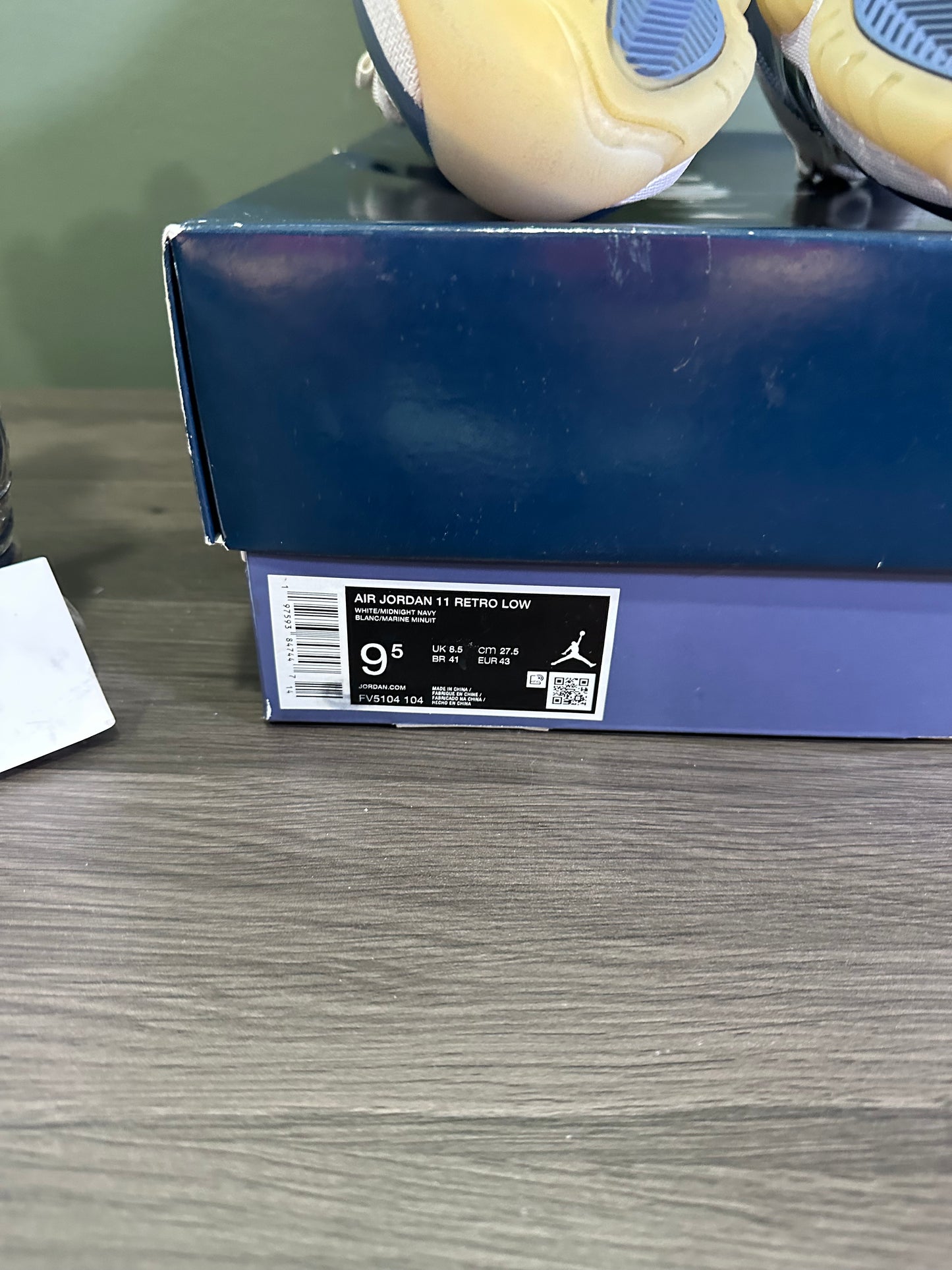 Jordan 11 Low Diffused Blue