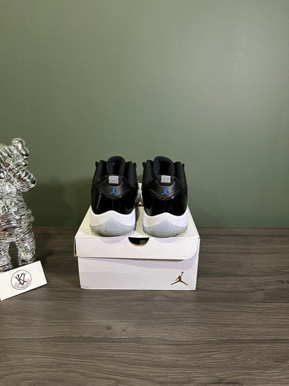 Jordan 11 Low Space Jam