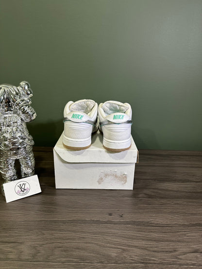 Dunk Low SB Diamond Supply Co. White Diamond
