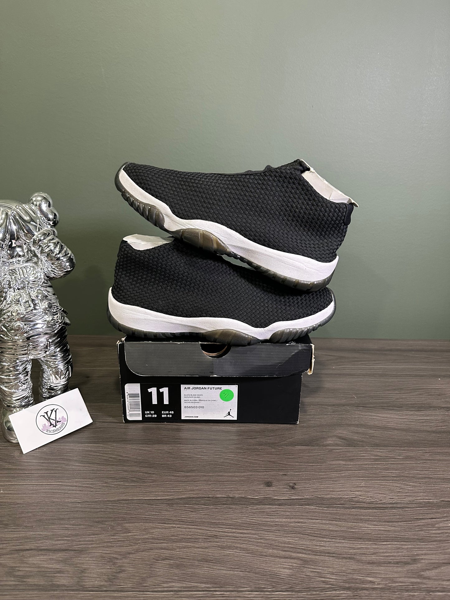 Jordan Future Black White