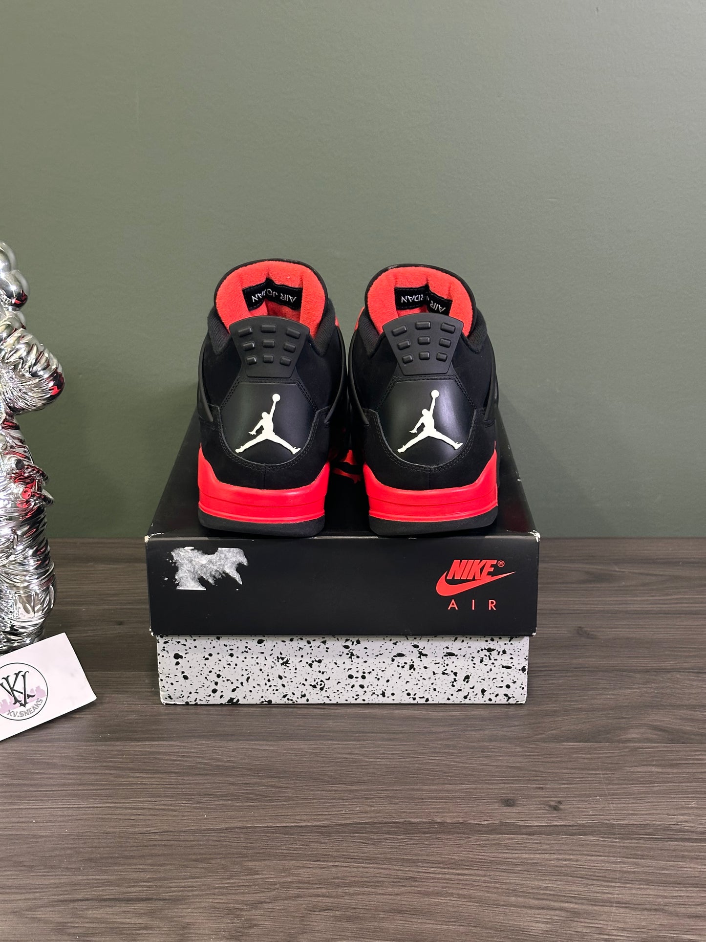 Jordan 4 Red Thunder
