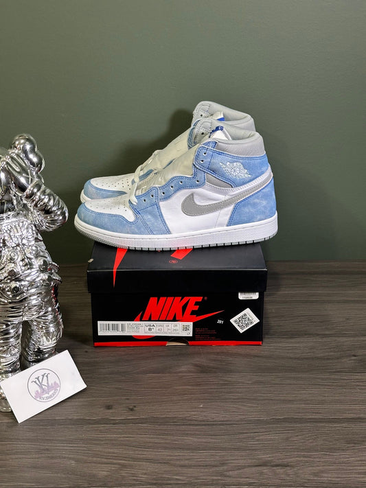 Jordan 1 Retro High Hyper Royal