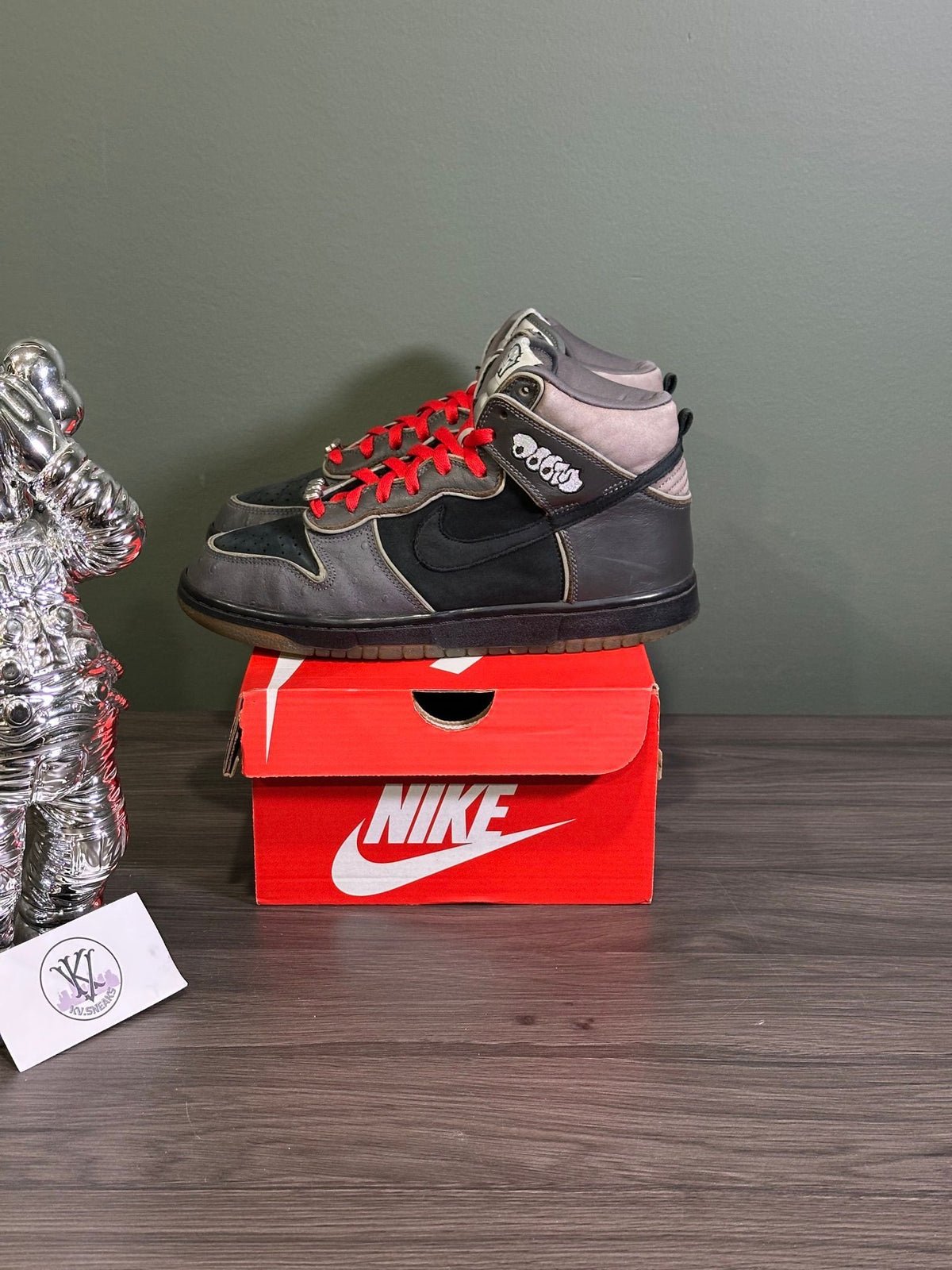 Nike SB Dunk High MF Doom