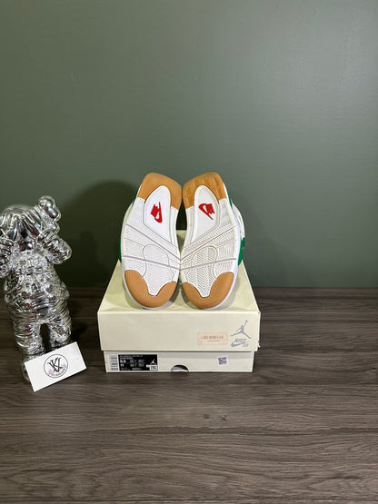 Jordan 4 SB Pine Green