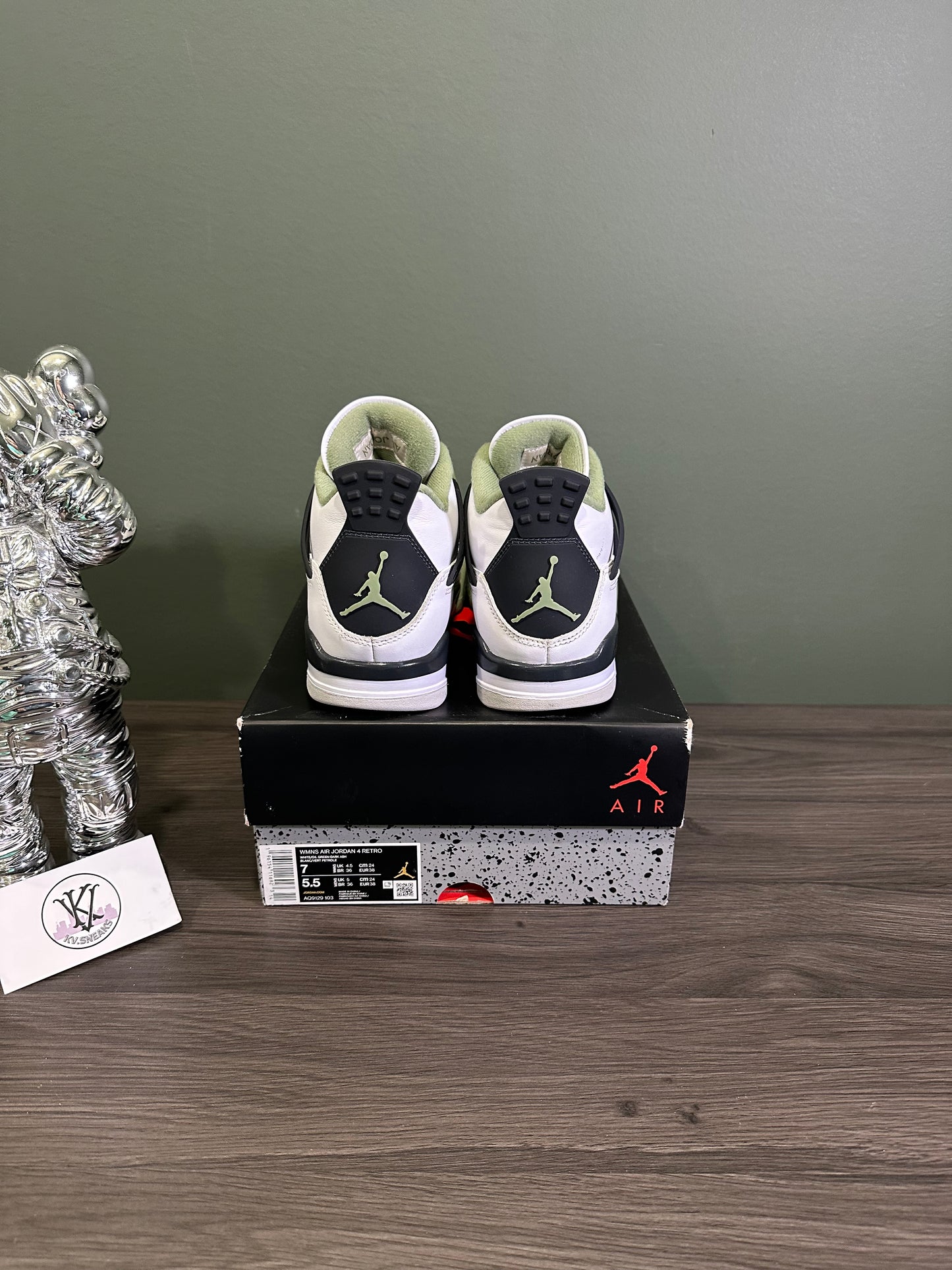 Jordan 4 Seafoam