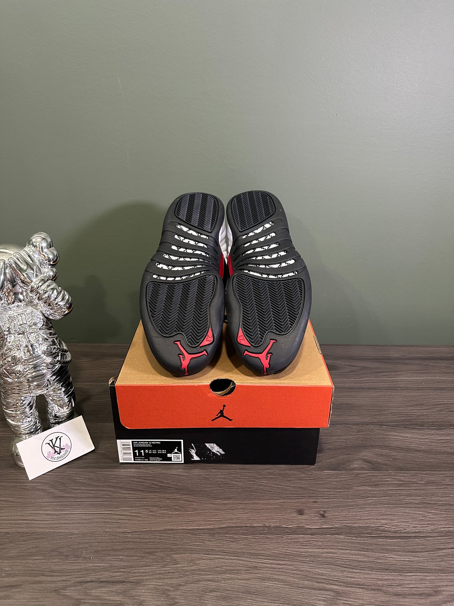 Jordan 12 Taxi Flip