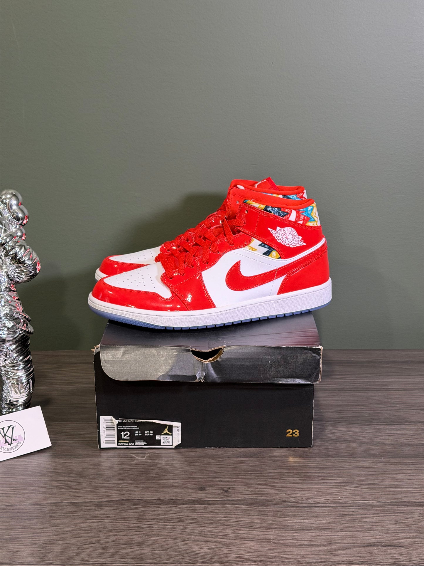 Jordan 1 Mid Barcelona Sweater Red