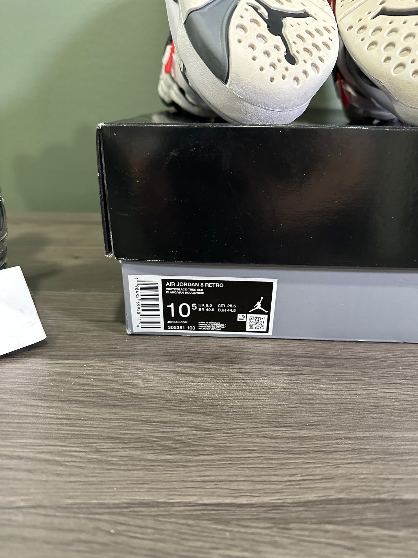 Jordan 8 White True Red 2025