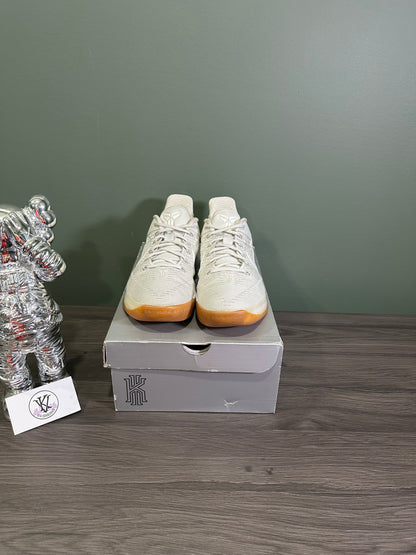 Kobe A.D. Light Bone