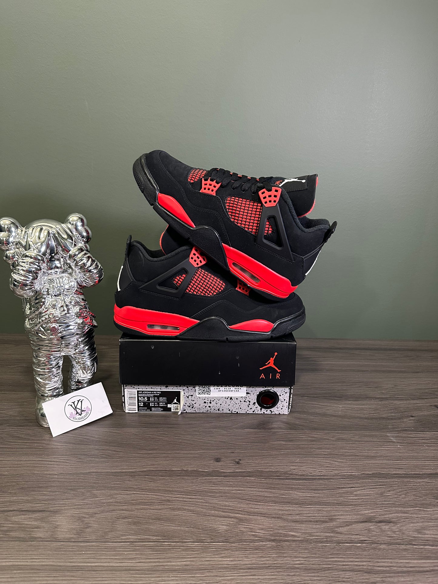 Jordan 4 Red Thunder