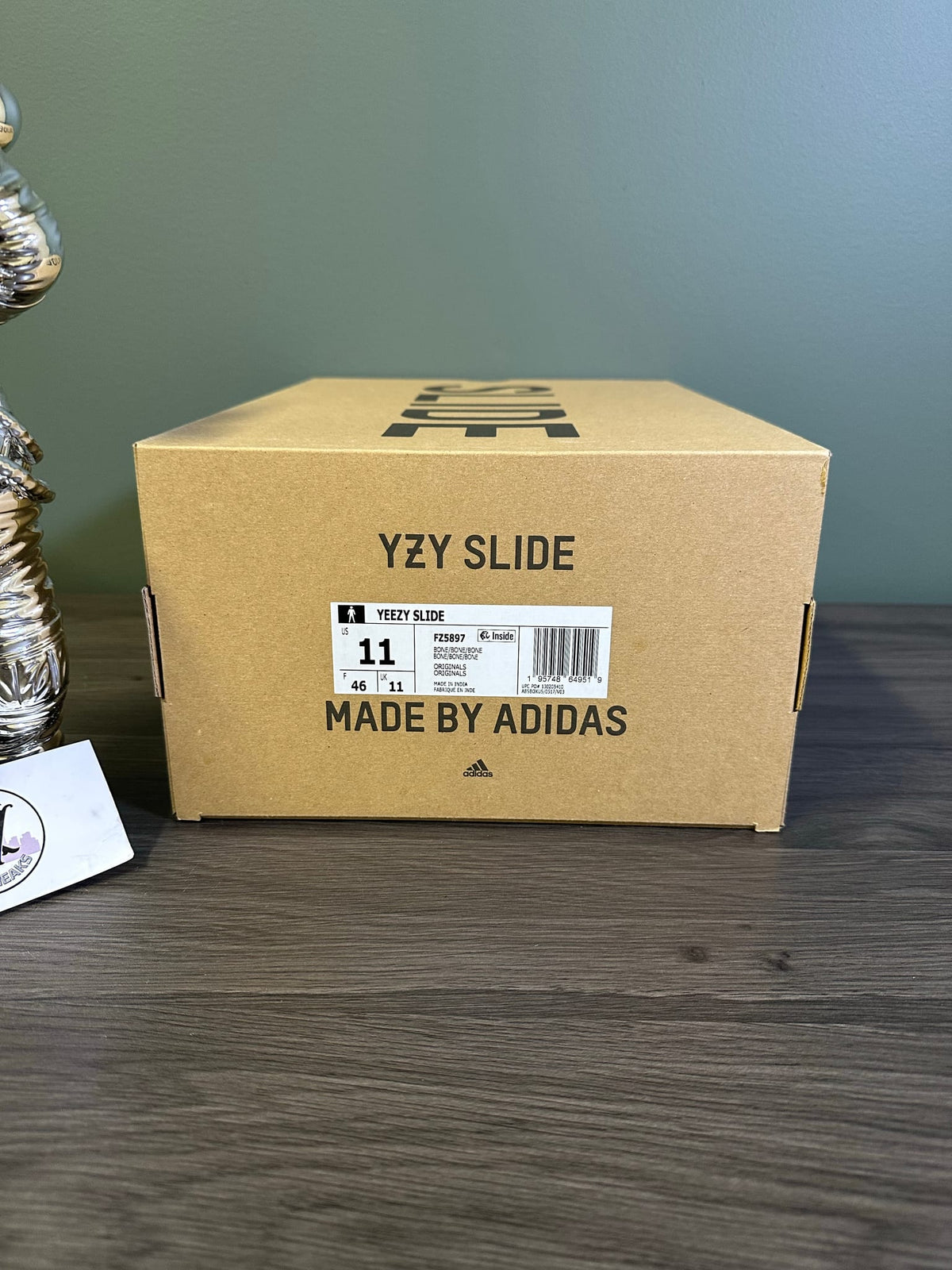 adidas Yeezy Slide Bone (2022/2023 Restock)