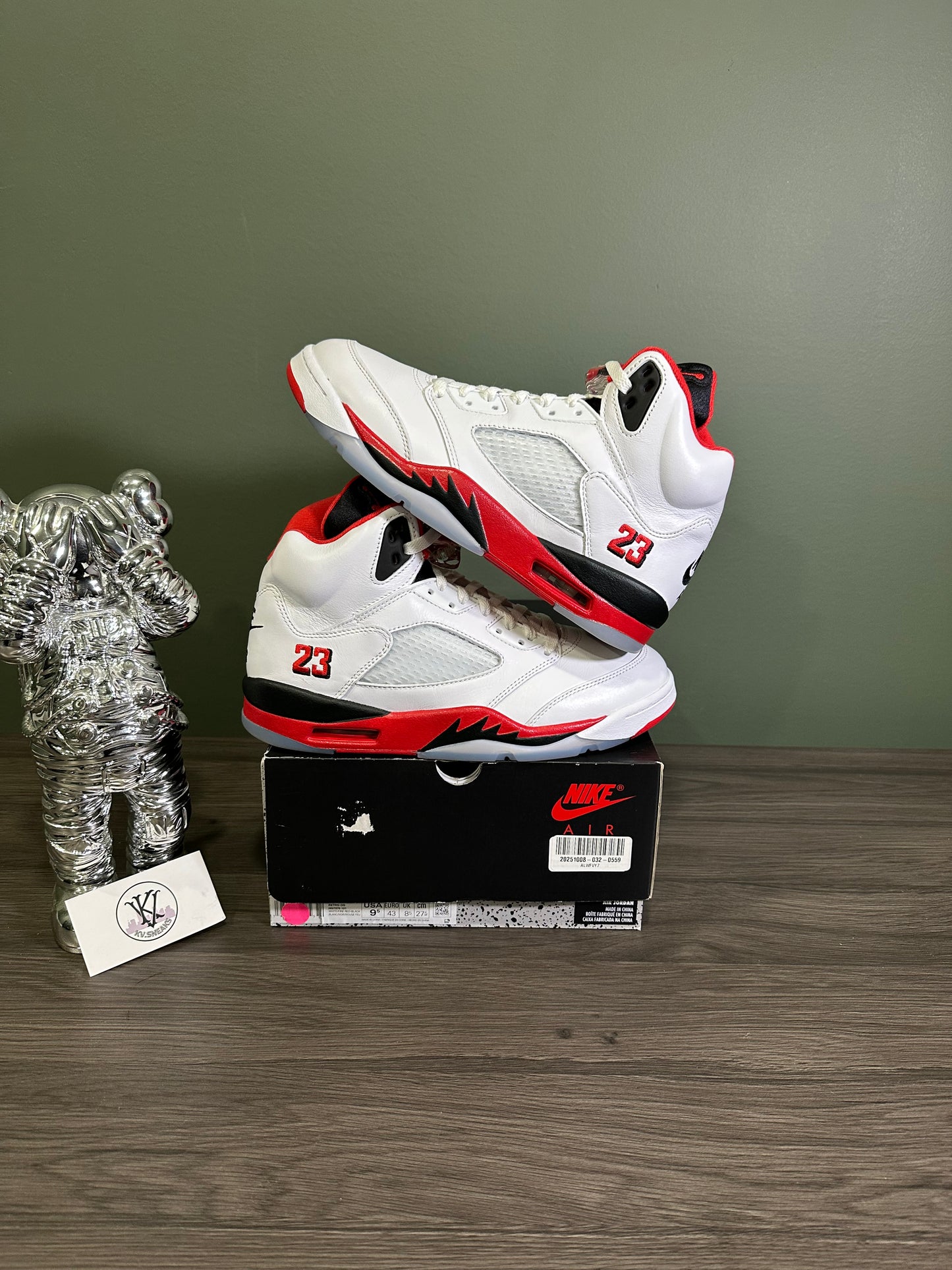 Jordan 5 Fire Red Black Tongue 2025
