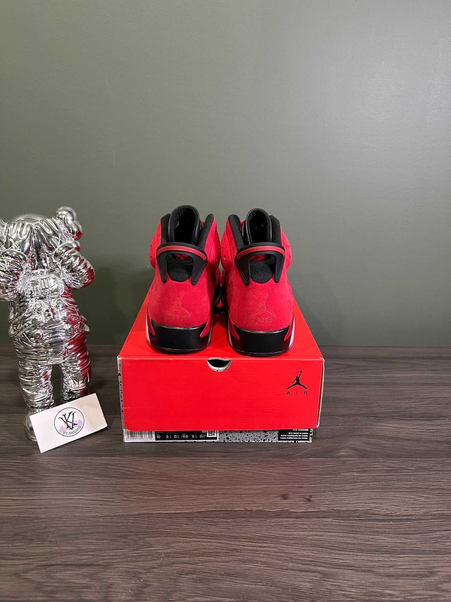 Jordan 6 Toro Bravo