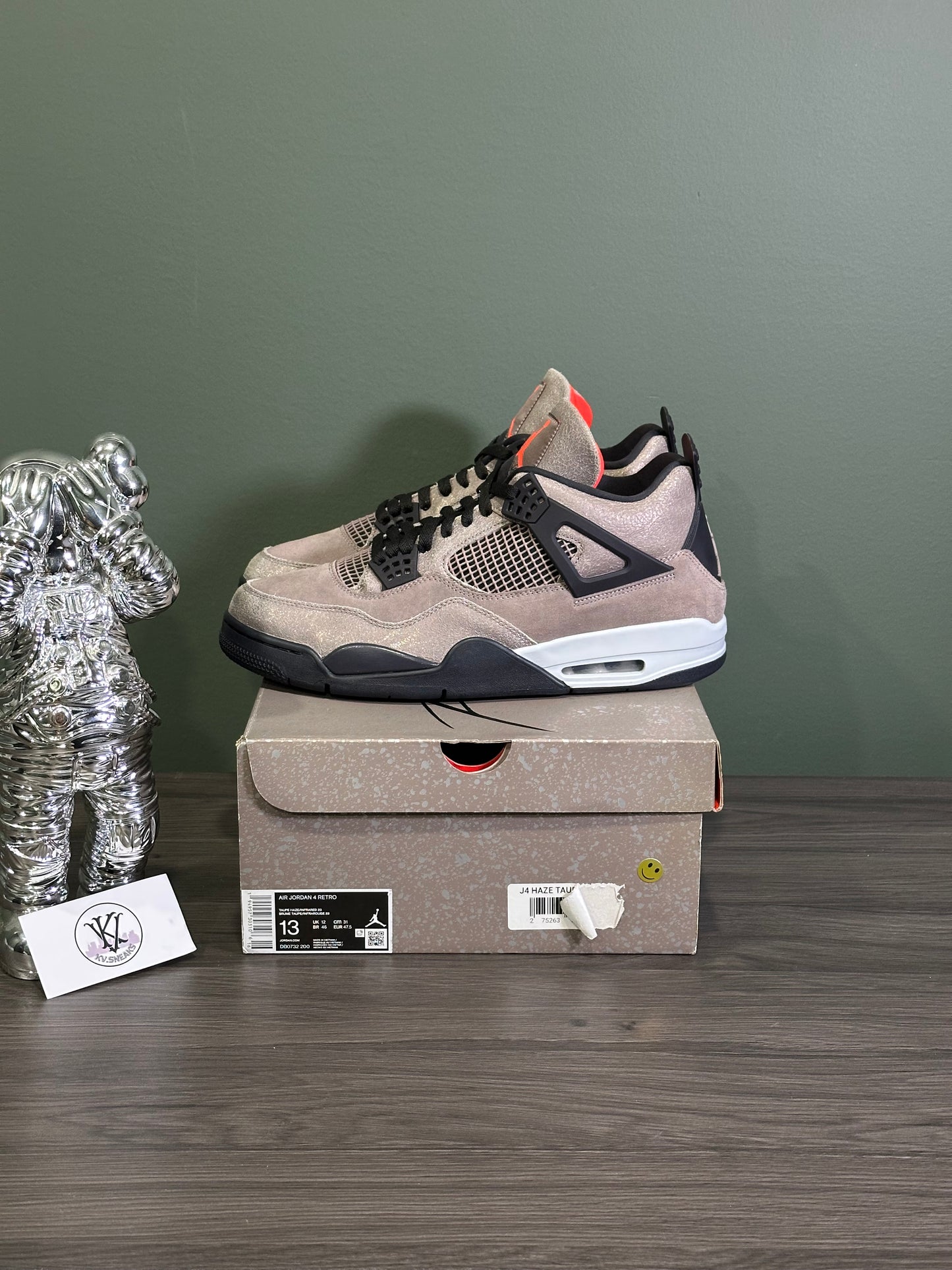 Jordan 4 Taupe Haze