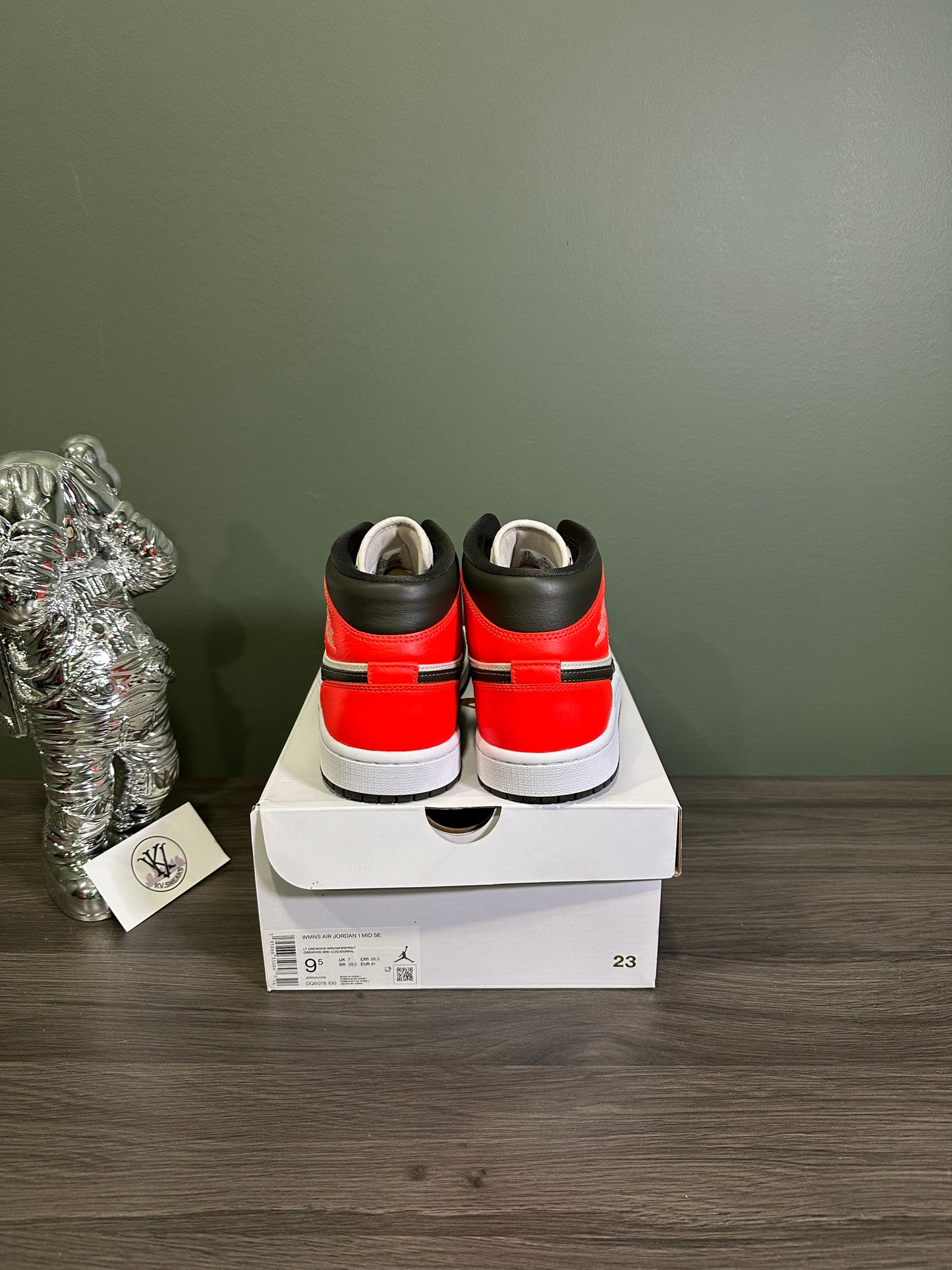 Jordan 1 Mid Newsprint Light Orewood Brown